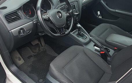 Volkswagen Jetta VI, 2015 год, 1 100 000 рублей, 12 фотография