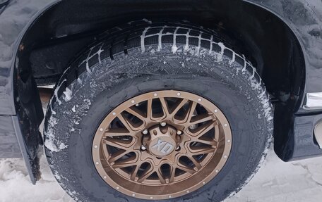 Toyota Land Cruiser Prado 150 рестайлинг 2, 2015 год, 3 285 000 рублей, 8 фотография