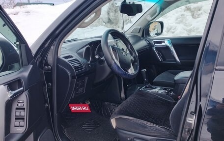 Toyota Land Cruiser Prado 150 рестайлинг 2, 2015 год, 3 285 000 рублей, 10 фотография