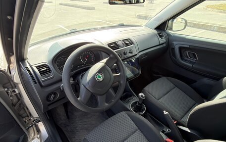 Skoda Fabia II, 2011 год, 495 000 рублей, 16 фотография