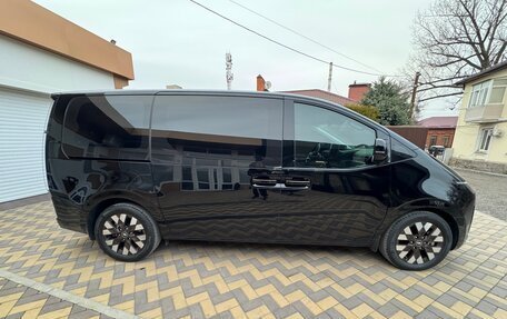 Hyundai Staria, 2022 год, 4 800 000 рублей, 6 фотография