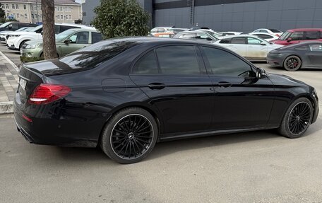 Mercedes-Benz E-Класс, 2018 год, 2 730 000 рублей, 3 фотография