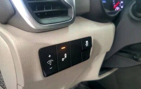 KIA Sportage IV рестайлинг, 2018 год, 2 500 000 рублей, 5 фотография