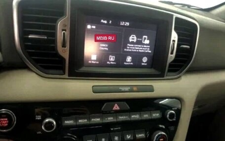 KIA Sportage IV рестайлинг, 2018 год, 2 500 000 рублей, 10 фотография