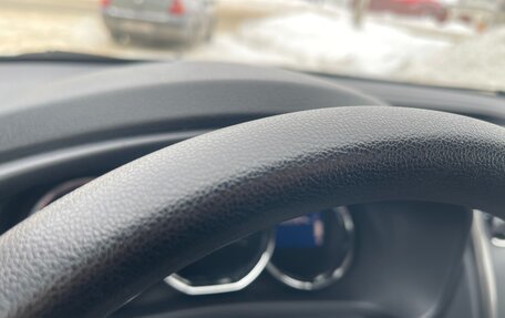 Renault Logan II, 2018 год, 965 000 рублей, 7 фотография