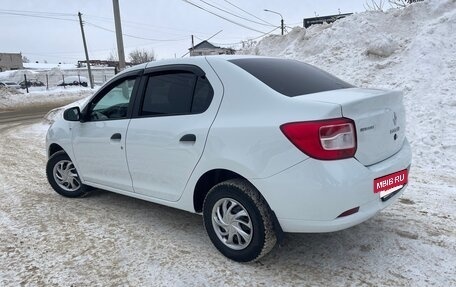 Renault Logan II, 2018 год, 965 000 рублей, 6 фотография