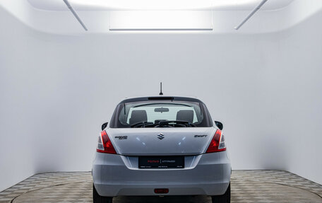 Suzuki Swift IV, 2011 год, 860 000 рублей, 6 фотография