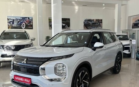 Mitsubishi Outlander, 2023 год, 5 500 000 рублей, 1 фотография