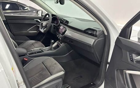 Audi Q3, 2022 год, 2 730 000 рублей, 11 фотография