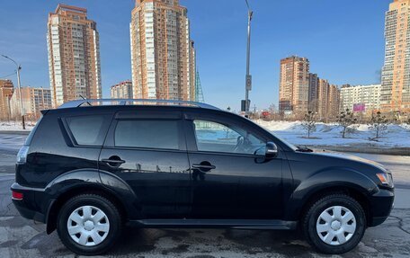 Mitsubishi Outlander III рестайлинг 3, 2010 год, 1 120 000 рублей, 8 фотография
