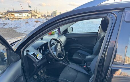 Mitsubishi Outlander III рестайлинг 3, 2010 год, 1 120 000 рублей, 4 фотография