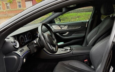 Mercedes-Benz CLS, 2020 год, 5 200 000 рублей, 4 фотография