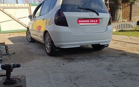 Honda Fit III, 2002 год, 450 000 рублей, 6 фотография