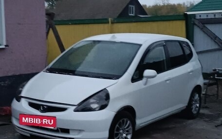 Honda Fit III, 2002 год, 450 000 рублей, 16 фотография