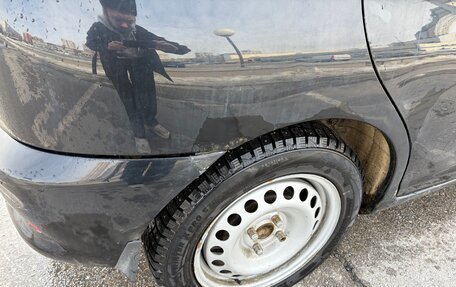 Toyota FunCargo, 2001 год, 410 000 рублей, 15 фотография