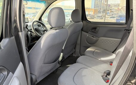 Toyota FunCargo, 2001 год, 410 000 рублей, 21 фотография