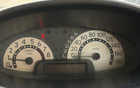 Toyota FunCargo, 2001 год, 410 000 рублей, 23 фотография