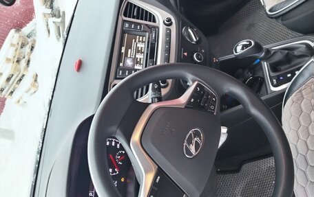 Hyundai Solaris II рестайлинг, 2021 год, 1 700 000 рублей, 3 фотография