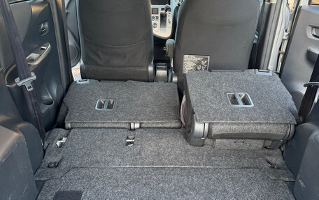 Toyota Ractis I, 2008 год, 650 000 рублей, 13 фотография