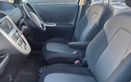 Toyota Ractis I, 2008 год, 650 000 рублей, 15 фотография