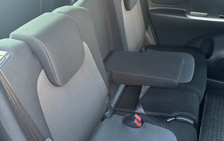 Toyota Ractis I, 2008 год, 650 000 рублей, 16 фотография