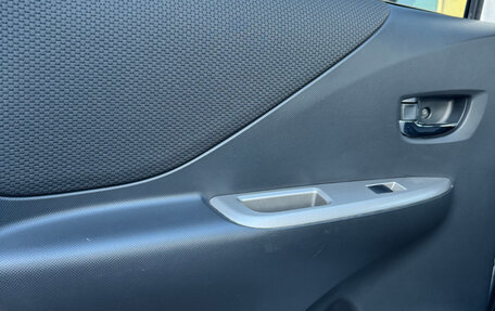 Toyota Ractis I, 2008 год, 650 000 рублей, 18 фотография