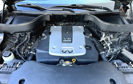 Infiniti QX70, 2017 год, 3 260 000 рублей, 7 фотография