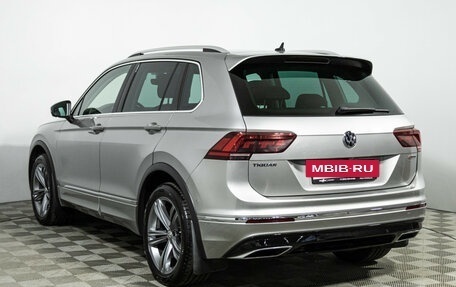 Volkswagen Tiguan II, 2019 год, 3 299 777 рублей, 7 фотография