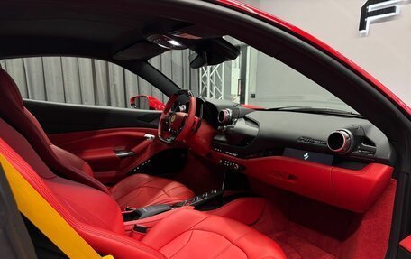 Ferrari F8, 2021 год, 25 440 000 рублей, 16 фотография