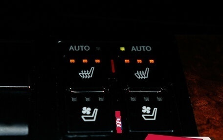 Lexus RX IV рестайлинг, 2015 год, 3 750 000 рублей, 29 фотография