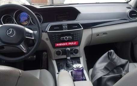 Mercedes-Benz C-Класс, 2011 год, 1 350 000 рублей, 9 фотография