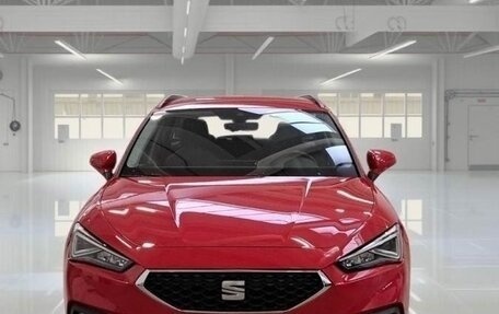 SEAT Leon IV, 2023 год, 1 569 000 рублей, 2 фотография