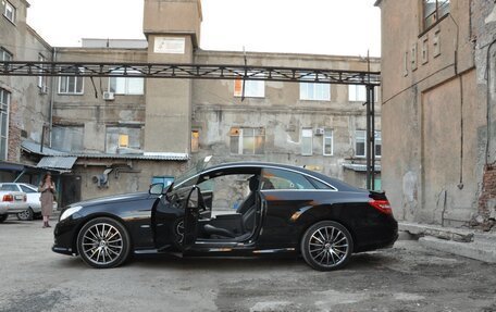 Mercedes-Benz E-Класс, 2012 год, 2 750 000 рублей, 2 фотография