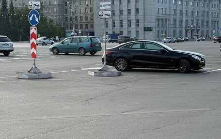 Mercedes-Benz E-Класс, 2012 год, 2 750 000 рублей, 14 фотография