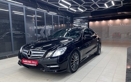 Mercedes-Benz E-Класс, 2012 год, 2 750 000 рублей, 28 фотография