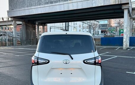 Toyota Sienta II, 2021 год, 1 455 000 рублей, 4 фотография
