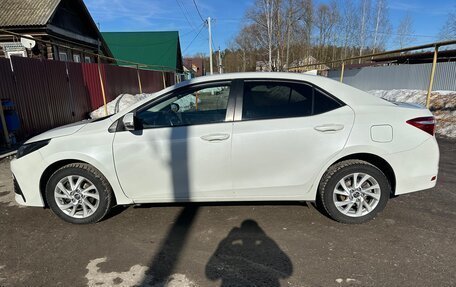 Toyota Corolla, 2018 год, 1 790 000 рублей, 9 фотография