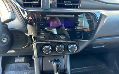 Toyota Corolla, 2018 год, 1 790 000 рублей, 18 фотография