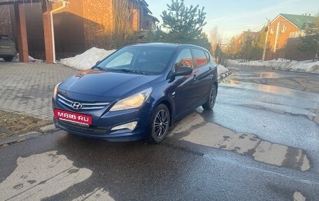 Hyundai Solaris II рестайлинг, 2014 год, 870 000 рублей, 2 фотография