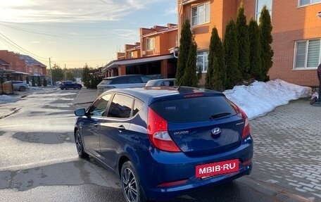 Hyundai Solaris II рестайлинг, 2014 год, 870 000 рублей, 4 фотография