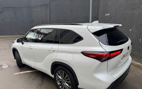 Toyota Highlander, 2025 год, 5 800 000 рублей, 7 фотография