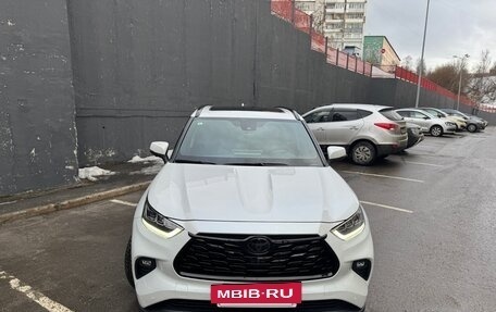 Toyota Highlander, 2025 год, 5 800 000 рублей, 2 фотография