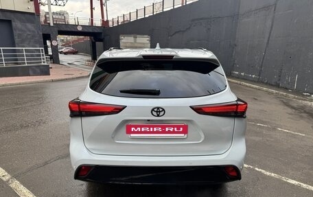 Toyota Highlander, 2025 год, 5 800 000 рублей, 6 фотография