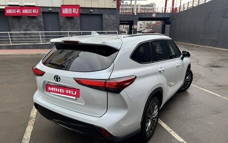 Toyota Highlander, 2025 год, 5 800 000 рублей, 5 фотография