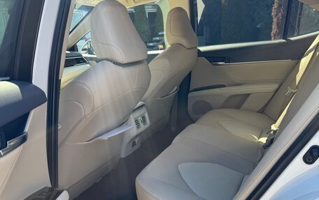 Toyota Camry, 2019 год, 3 500 000 рублей, 13 фотография