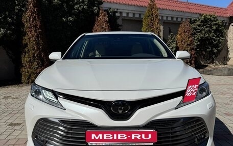 Toyota Camry, 2019 год, 3 500 000 рублей, 2 фотография