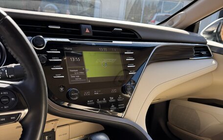 Toyota Camry, 2019 год, 3 500 000 рублей, 19 фотография