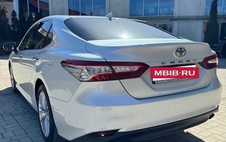 Toyota Camry, 2019 год, 3 500 000 рублей, 12 фотография