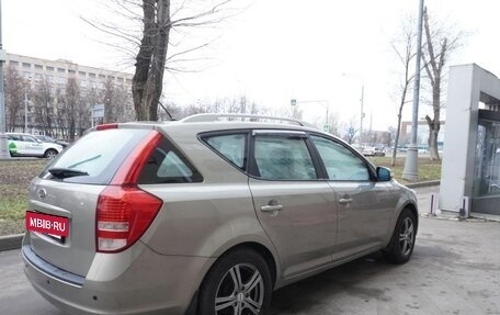 KIA cee'd I рестайлинг, 2010 год, 850 000 рублей, 2 фотография