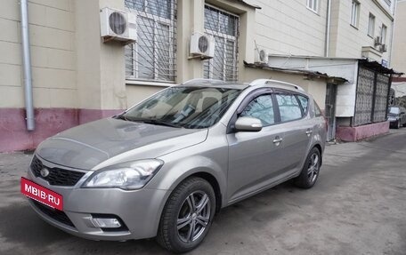 KIA cee'd I рестайлинг, 2010 год, 850 000 рублей, 3 фотография